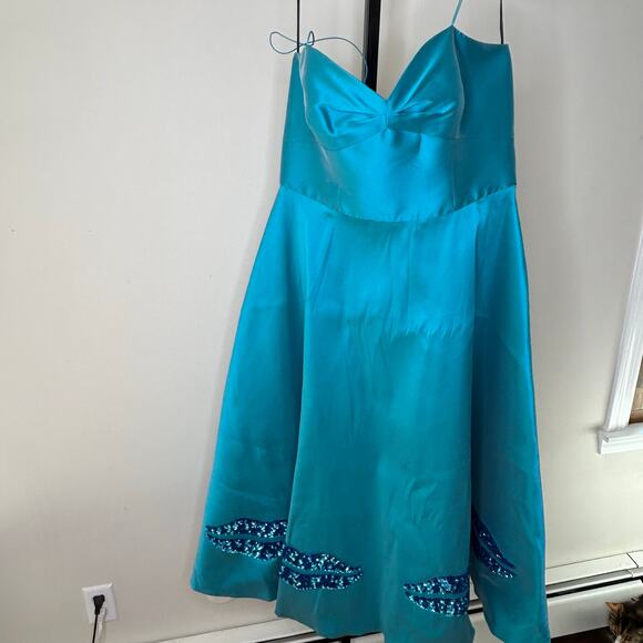 Sachin & Babi Tea length Gown-size 12-teal, metallic sequin lips formal $795 - Picture 4 of 9